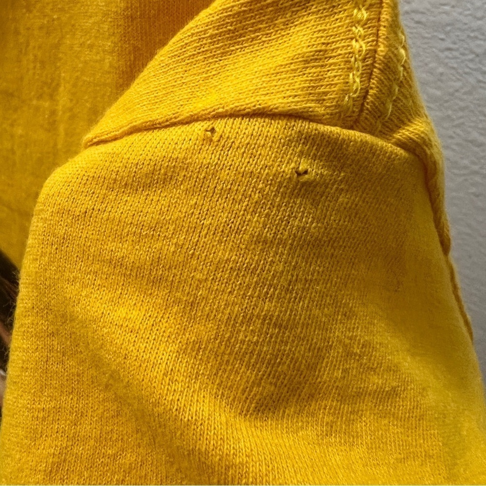 Deep Yellow Official Selena Merchandise TShirt Medium - Picture 7 of 7
